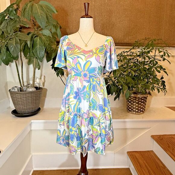 Mittoshop Dress Women Sz.Medium Silky Mini Floral Short Puff Sleeve Smocked - Picture 1 of 10